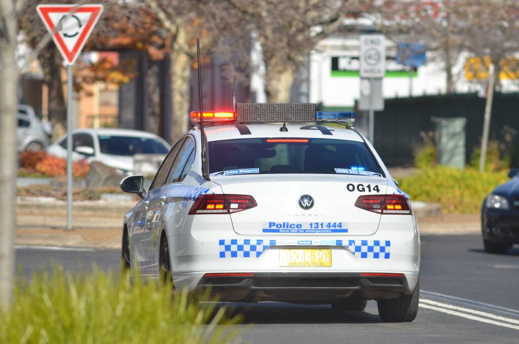 NSW Police car in police chase in Orange. Picture by Dom Unwin

