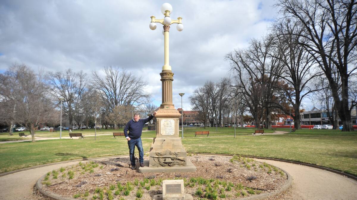 Reg Kidd with the Boer War memorial in Robertson Park. Picture by Carla Freedman.
